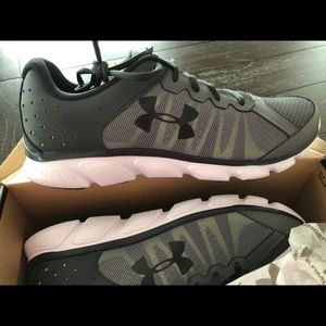 Men’s Size 12 Under Armour